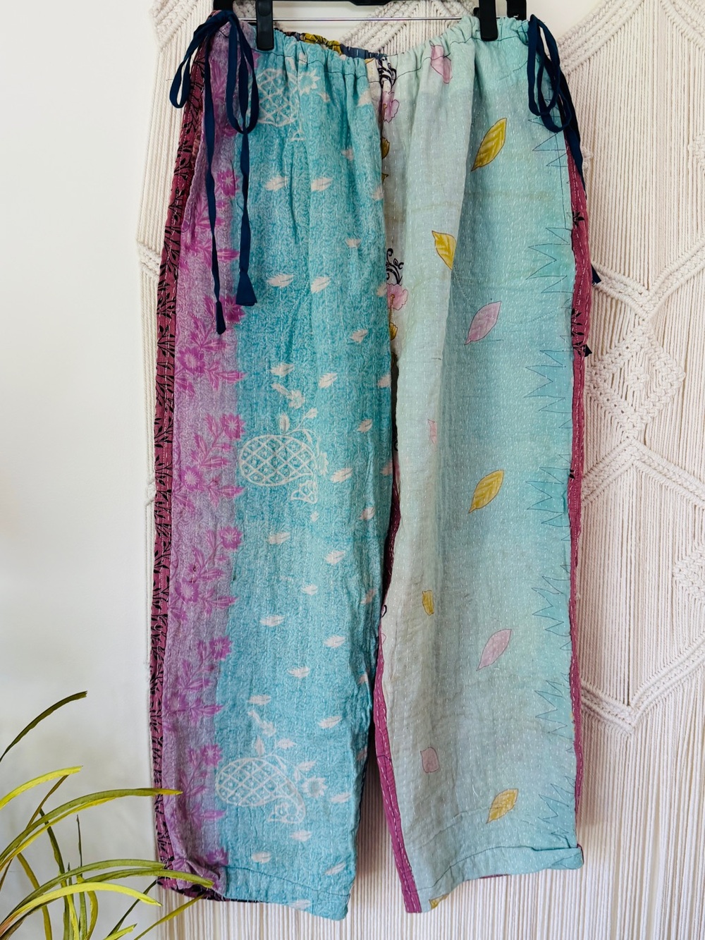 Kaantha Karma Reversible Vintage Kantha Cotton Sari Cuffed Lounge Pants OS